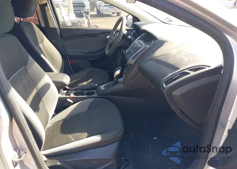 2014 Ford Focus Se z USA, uszkodzony, nr VIN 1FADP3F24EL462029